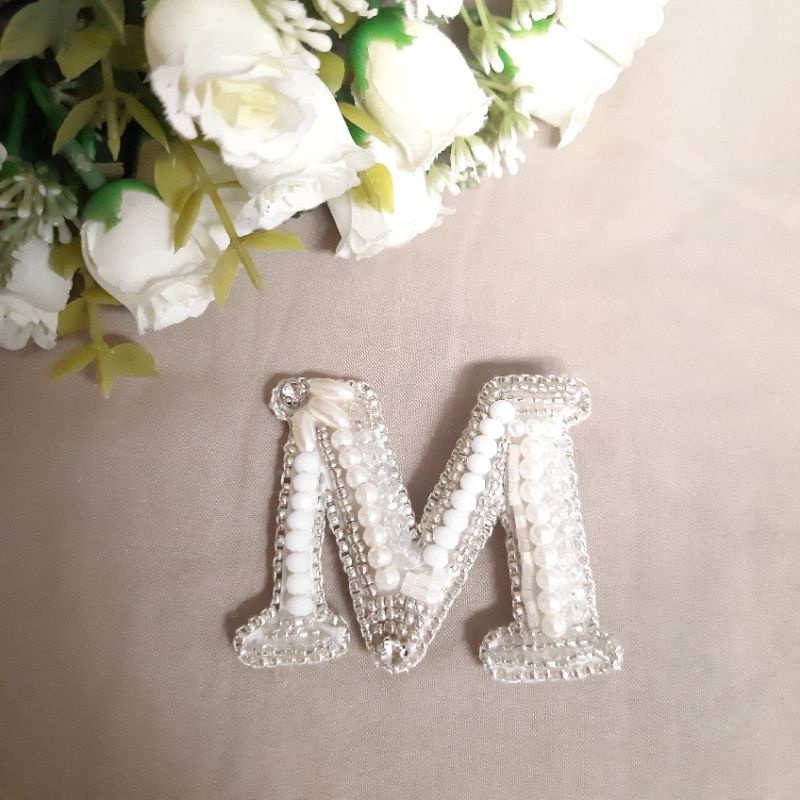 Poes Craft Bros Payet Huruf M N O Inisial Nama HIjab Souvenir