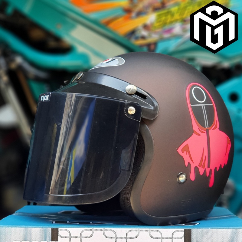Helm JPN Bogo Sparkling Motif Squid game