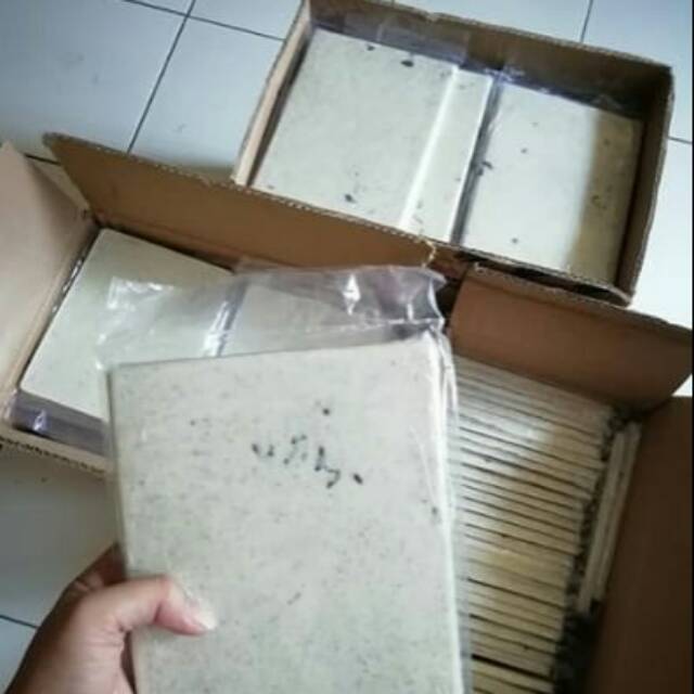 

Coklat balok putih