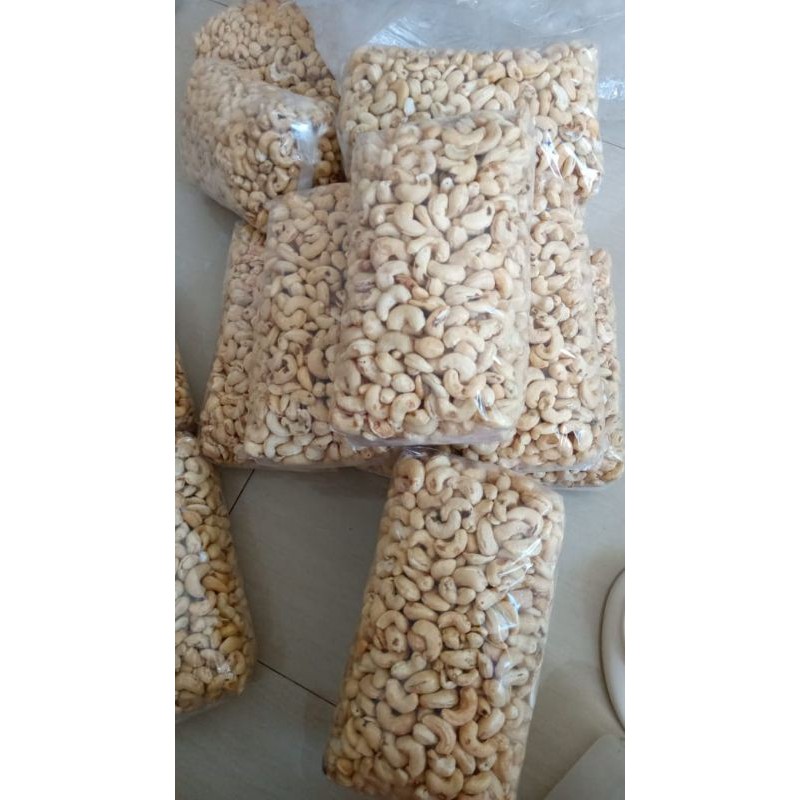 

Kacang Mede Mentah ukuran 1 kg