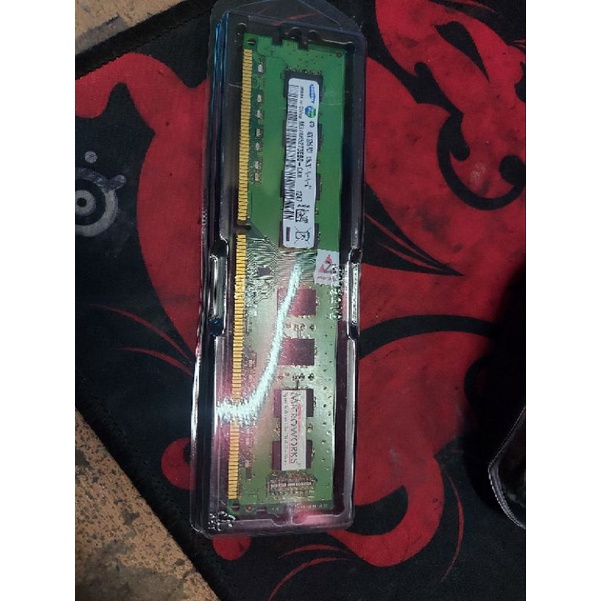 MEMORI 4 GB DDR3 PC 12800 SAMSUNG