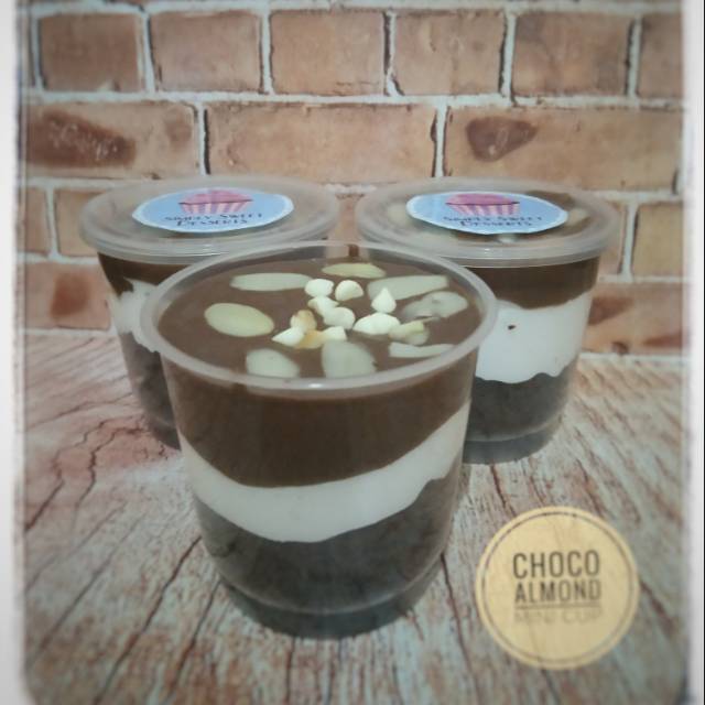 

Dessert cup Choco almond