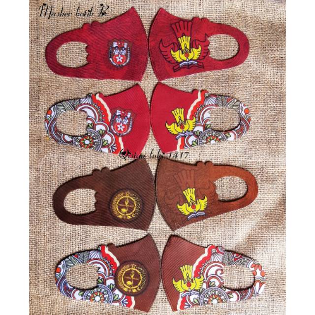 Masker sekolah batik