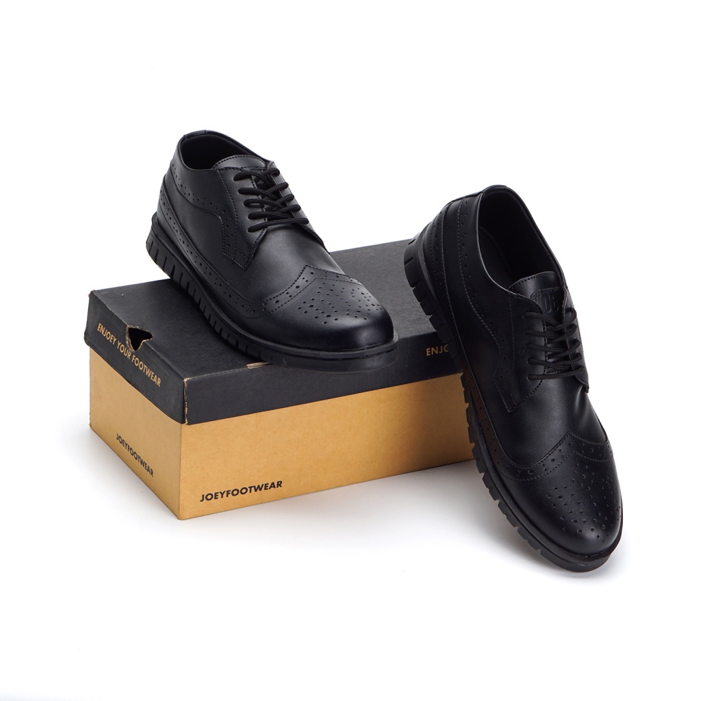 ZEUS BLACK ORIGINAL x JYF Sepatu Formal Full Hitam Tali Pria Pantofel Kerja Kantor Dinas Resmi Guru Kantoran Wisuda Kuliah Pesta Undangan Wedding Kondangan Nikah Modern Brogue Derby Casual Wingtip Oxford Semi Kulit Premium Joey Footwear Keren Terbaru Ori