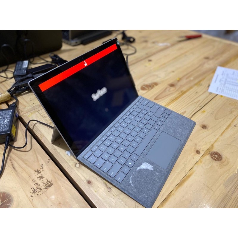 Microsoft Surface Pro 4 Core i7 Ram 16GB SSD 256GB