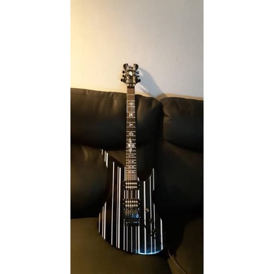 Gitar Elektrik Synyster Gates Shecter Murah