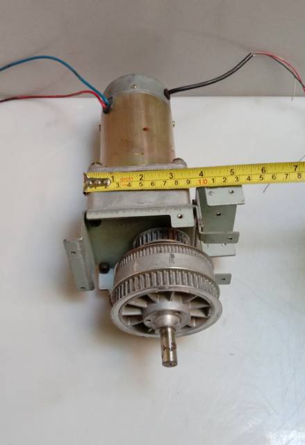 TOKUSHU DENSO MOTOR DC 24 V 167RPM 4.3A