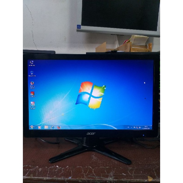 Monitor LED 19 inci Wideacreen