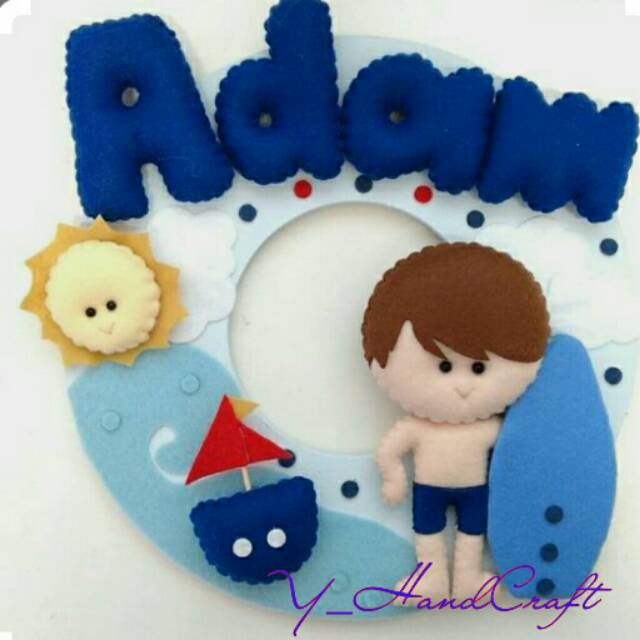 Aplikasi boneka flanel hiasan pintu