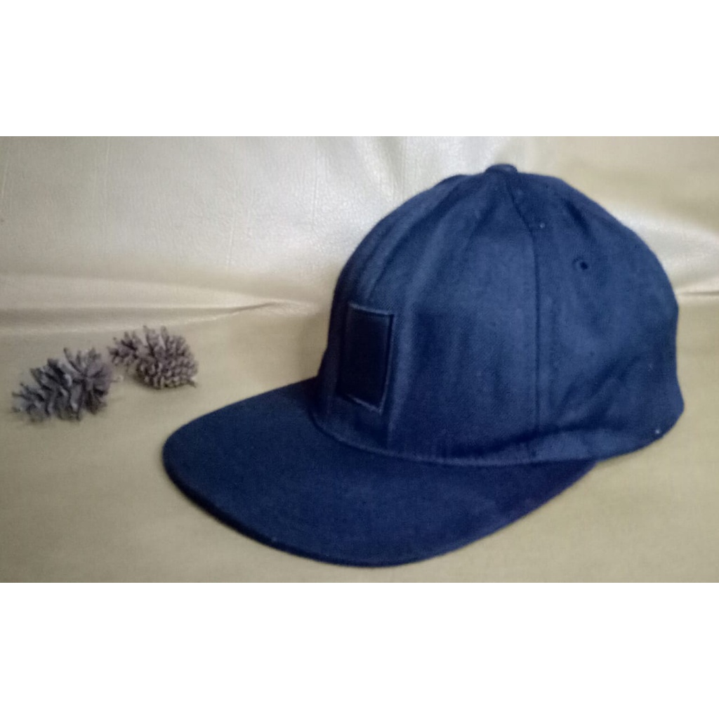 Topi Basic Elle Original