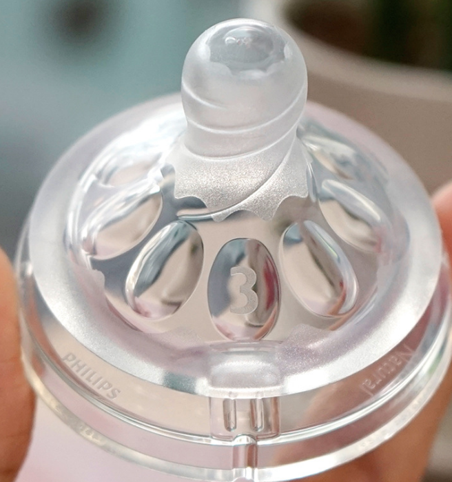 Philips Avent Natural 1.2,3.4 Lubang Model Spiral Lebar Bebas BPA