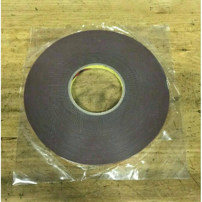 

DOUBLE TAPE 3M MERAH (ROLL BESAR) UK 8MM DISKON