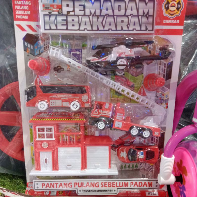 Mainan Anak Mobil Pemadam Set