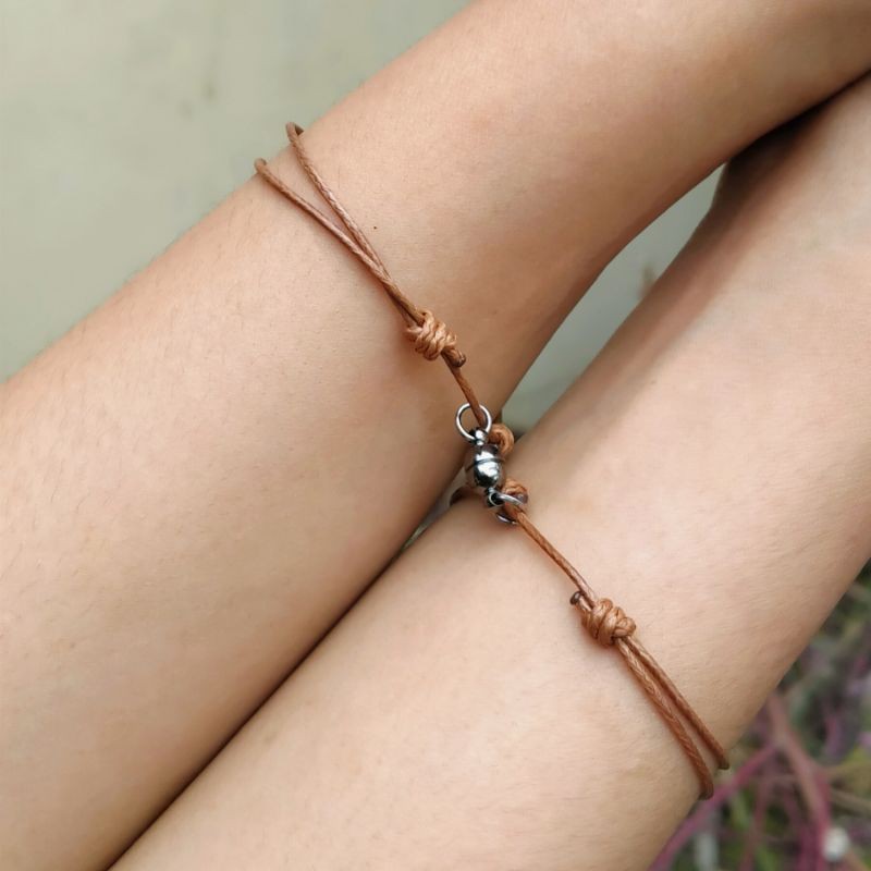 gelang couple magnet / gelang tali couple / gelang viral magnet / gelang magnet kecil