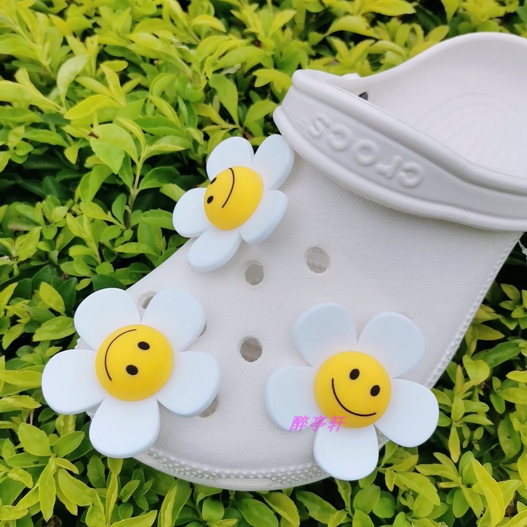 ✨shinyDIY✨Crocs jibbitz: aksesori cantik untuk sepatumu❤️Aksesoris Crocs Wanita Gesper Sepatu Bentuk Bunga Matahari Warna Putih Untuk Dekorasi Crocs Jibbitz