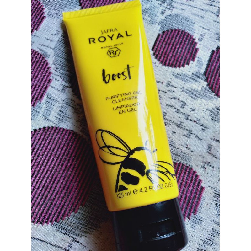JAFRA Royal boost gel cleanser