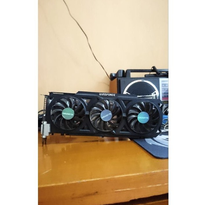 GIGABYTE R9 270X 4GB GDDR5 256BIT Lebih dri RX560/1050
