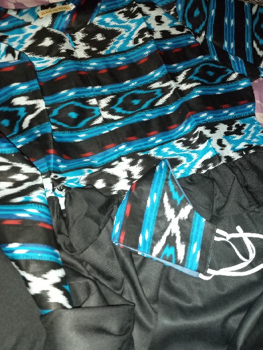 Atasan Batik Wanita Arabella Blue 8819