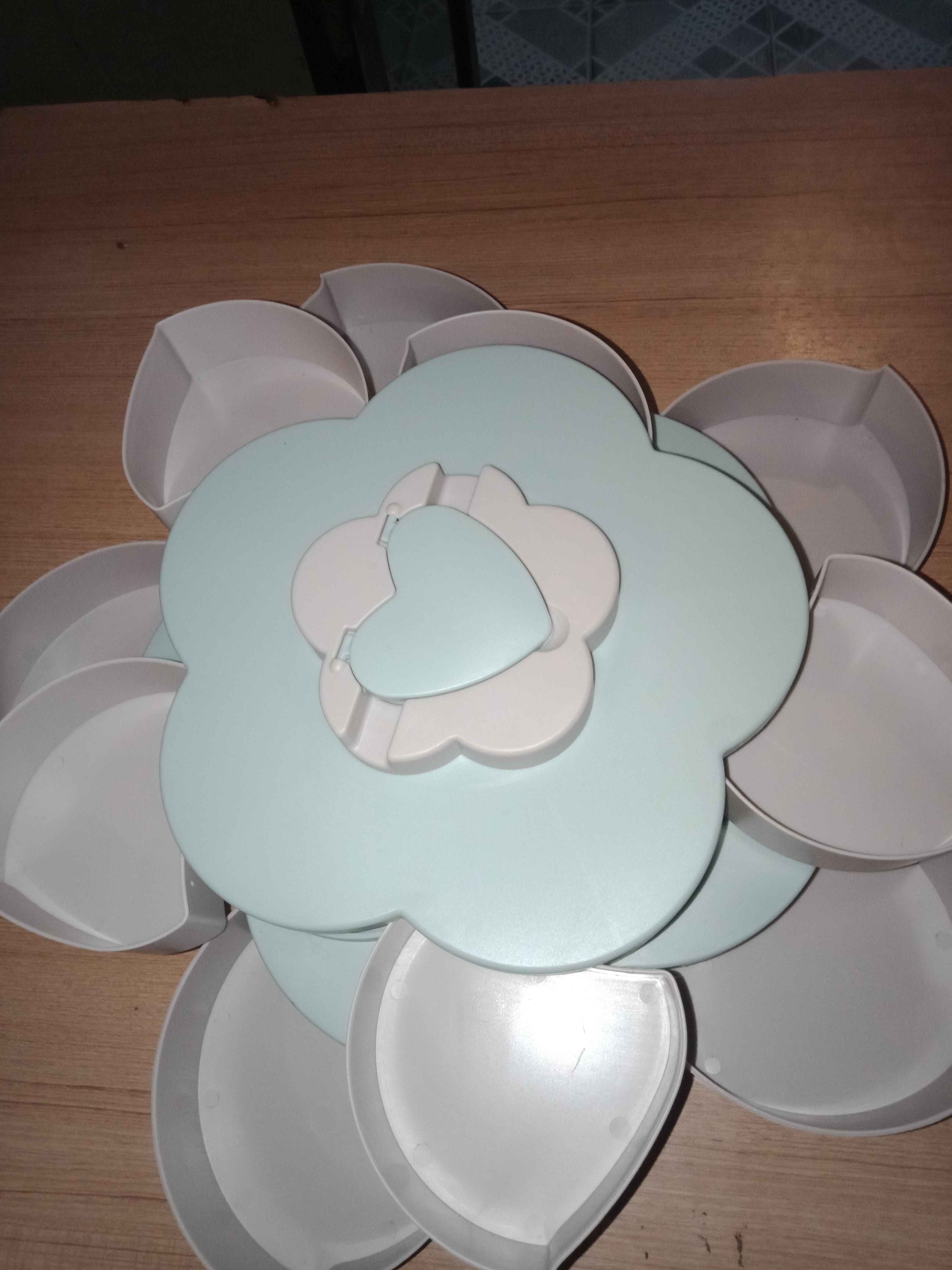 Toples Bunga Mekar,rotating Putar Kue/candy/snack/buah Tingkat 2 Susun + Tempat Dudukan Hp-cod-fw