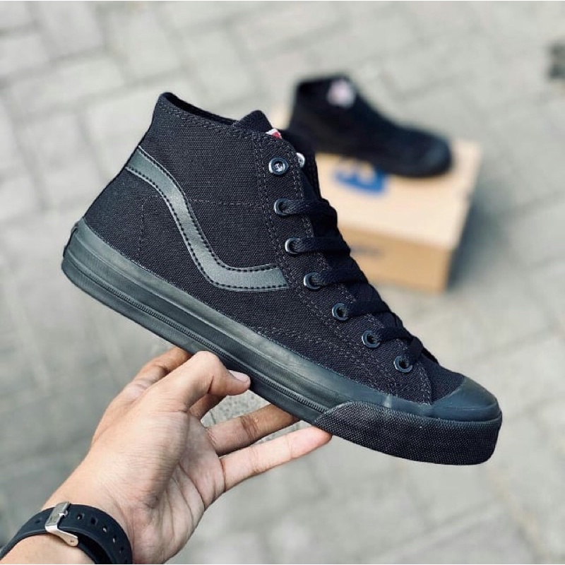 Ventela public all black low &amp; high original