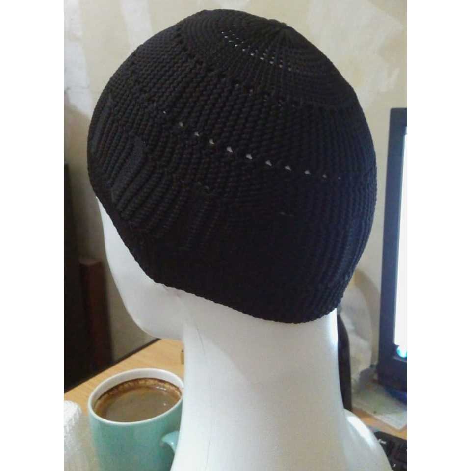 Topi Kupluk Peci Rajut