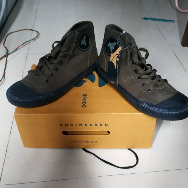 Brodo Vulcan olive