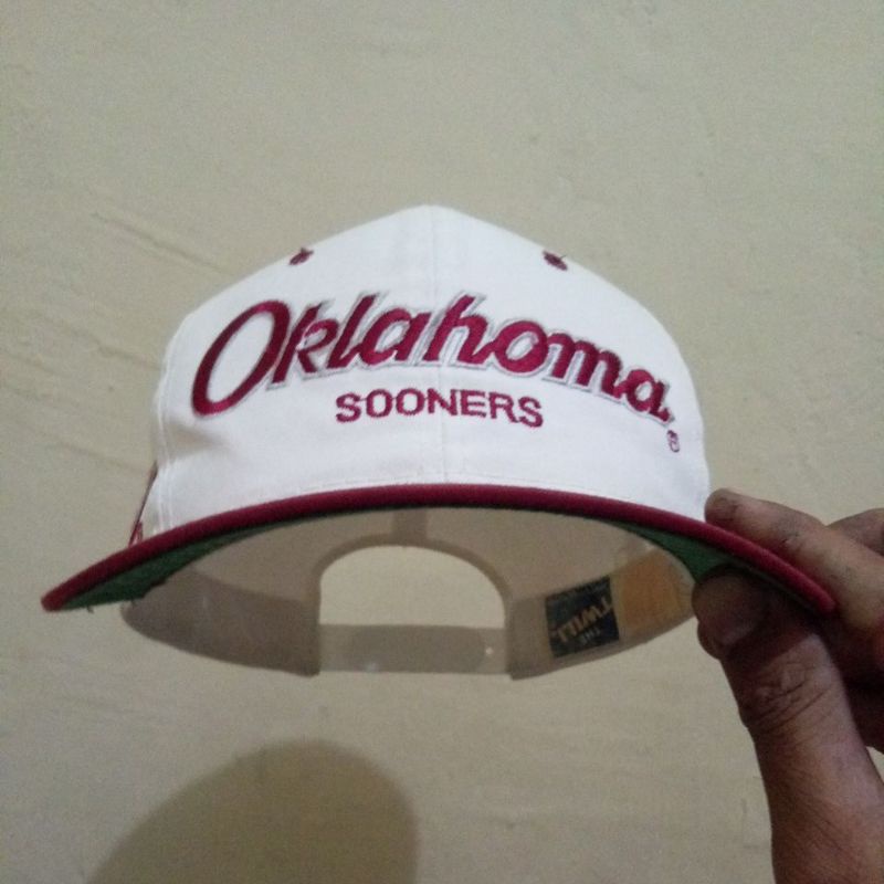 Snapback vintage script sports specialties