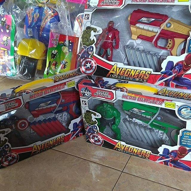 Hero blaster gun