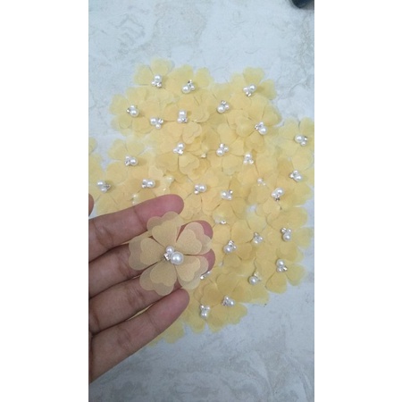 Aplikasi Bunga Solder semangi 4cm bahan Organza Harga perbiji