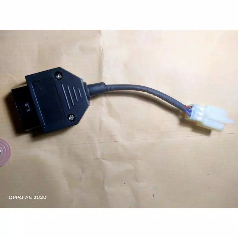 SOCKET DIAGNOSTIC OBD2 16 PIN TO MOTORCYCLE