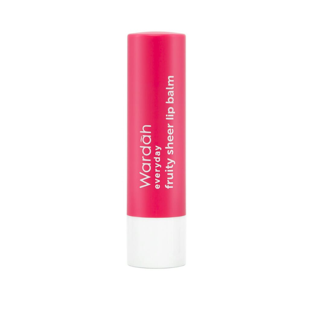 WARDAH Fruity Sheer Lip Balm Strawberry 4gr