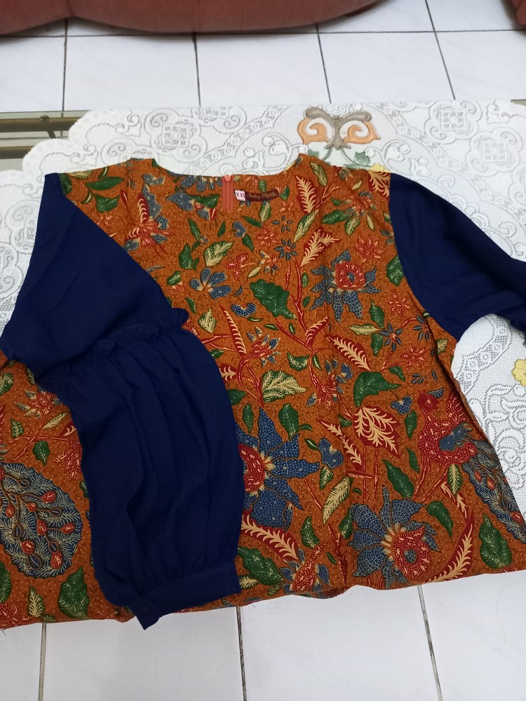 Audry Batik - Camelia Blouse Batik Wanita Lengan Balon Cantik Murah Elegan Batik Solo Premium Kantor