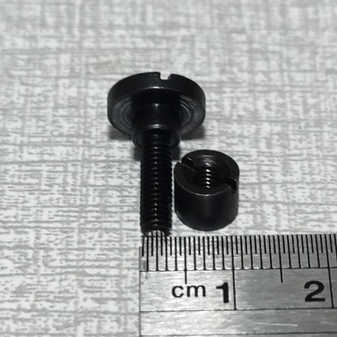 Jahit-Mesin-Part-Spare- Baut Pengunci Capit Mesin Pasang Kancing Juki 373 -Spare-Part-Mesin-Jahit.