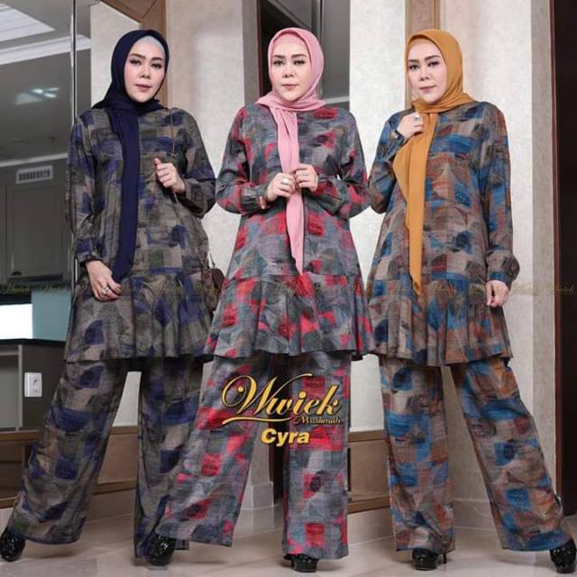 Cyra by Wwiek Muslimah