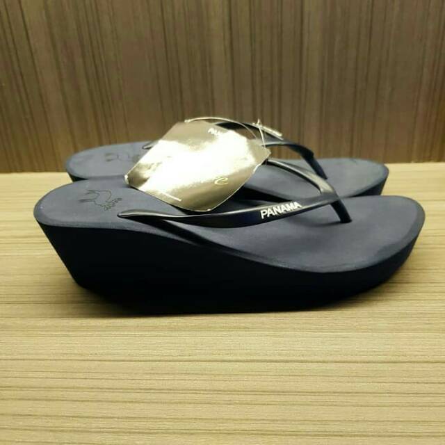 Sandal Wedges Wanita Panama Chloe Female Panama Chloe Wedges Wanita - Navy