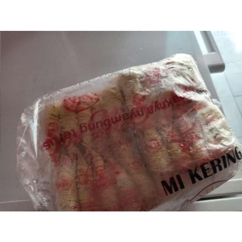 

Ready Banyak Sosmie Mie kering +-450gram