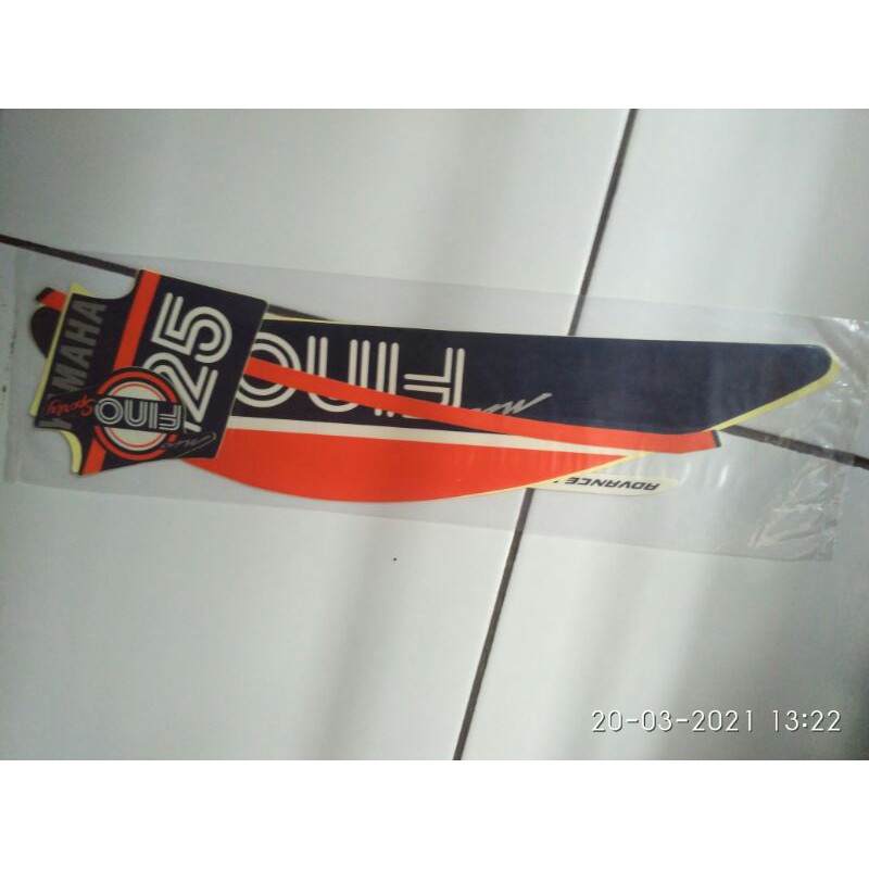 Striping Fino 125 2017 Putih Biru