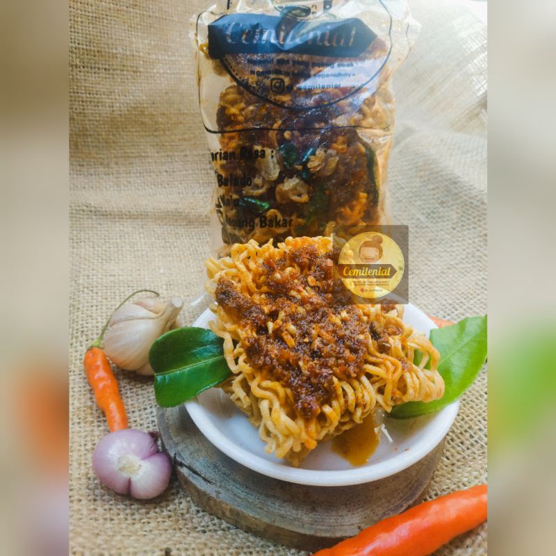 

[100gr] MIE KREMES PEDAS DAUN JERUK EXTRA BAWANG GORENG