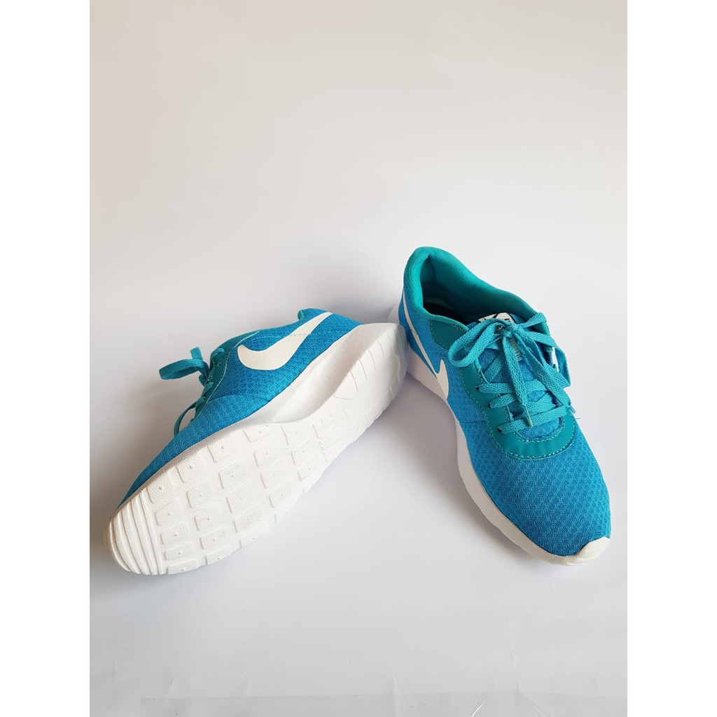 Sepatu Sneakers Wanita Nike Tanjun Import Original Size 36-43 Sepatu Sneakers Keren Terlaris