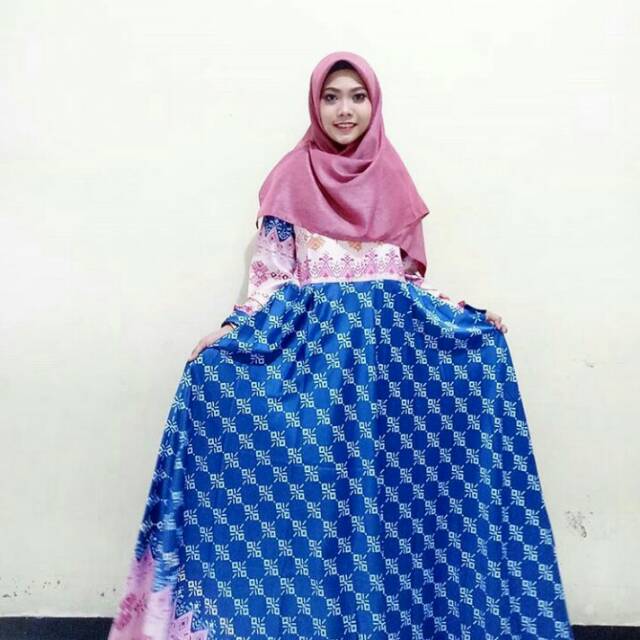 Gamis lombok navy // gamis maxmara // gamis murah // gamis formal // gais satin silk
