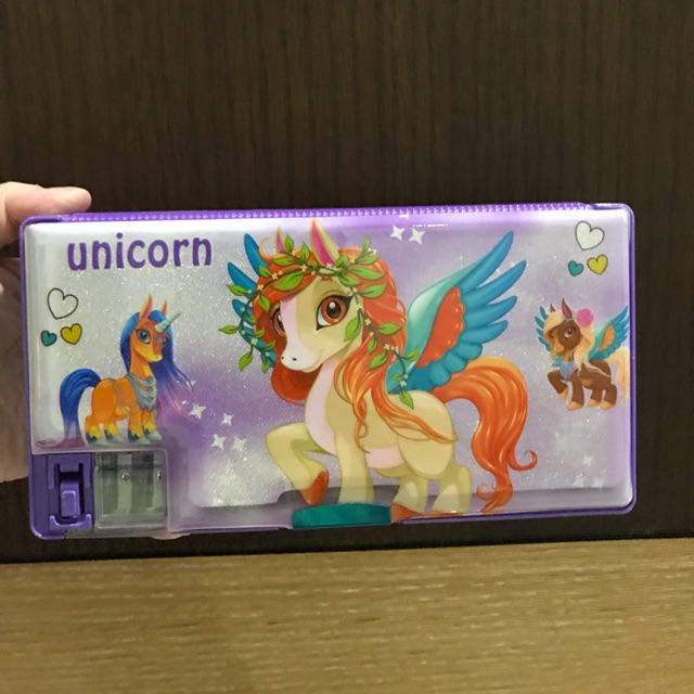 

Tempat Pensil Anak Kartun Unicorn