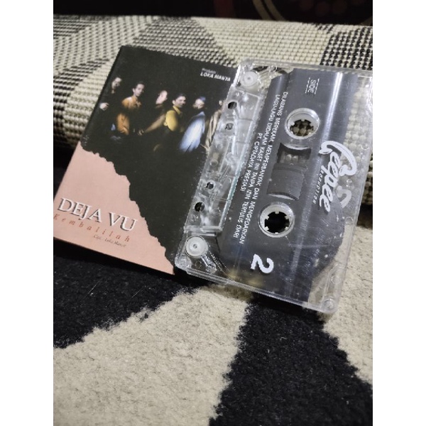 kaset pita deja vu / kembalilah