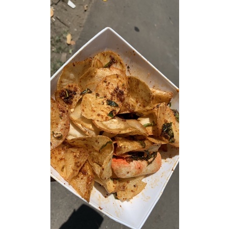 

Kripik Singkong Pedas Anjir Daun Jeruk