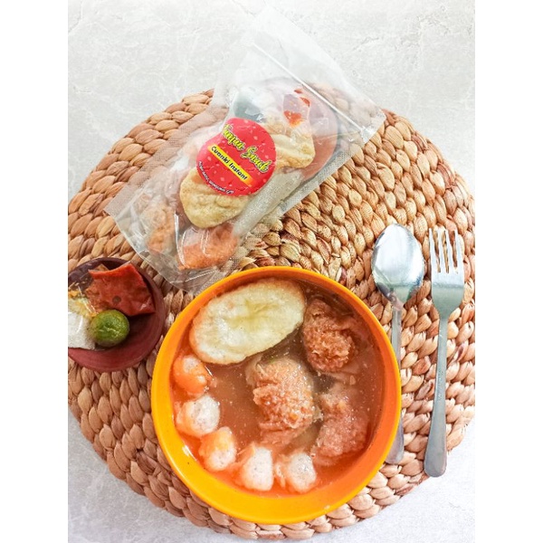 

CUANKIE INSTAN TUMAN SNACK TERMURAH DAN TERGURIH SPESIAL MINYAK BAWANG PUTIH