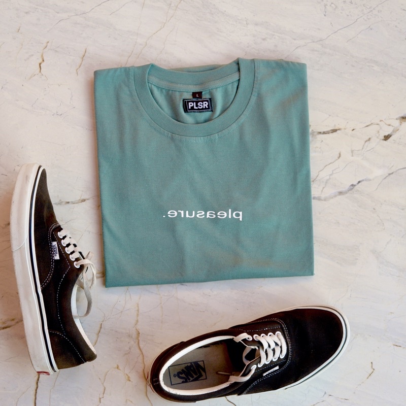 PLEASURE | MIRROR TSHIRT SAGE GREEN SMALL LOGO