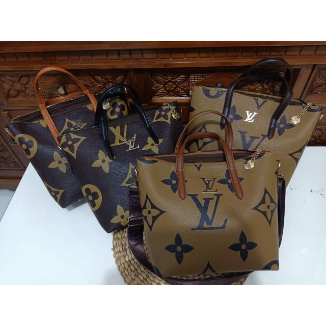 Tas selempang wanita  Lv 2 tali ready