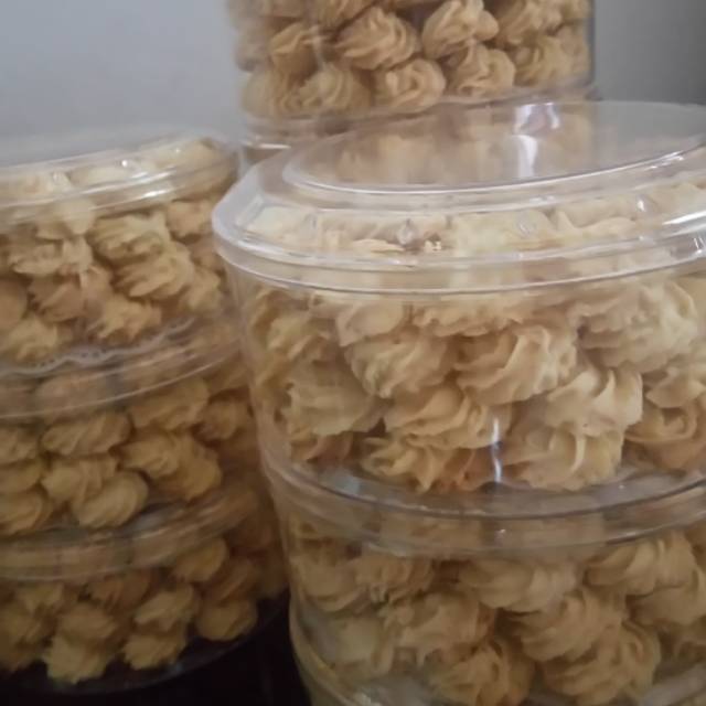 

Kue sagu keju