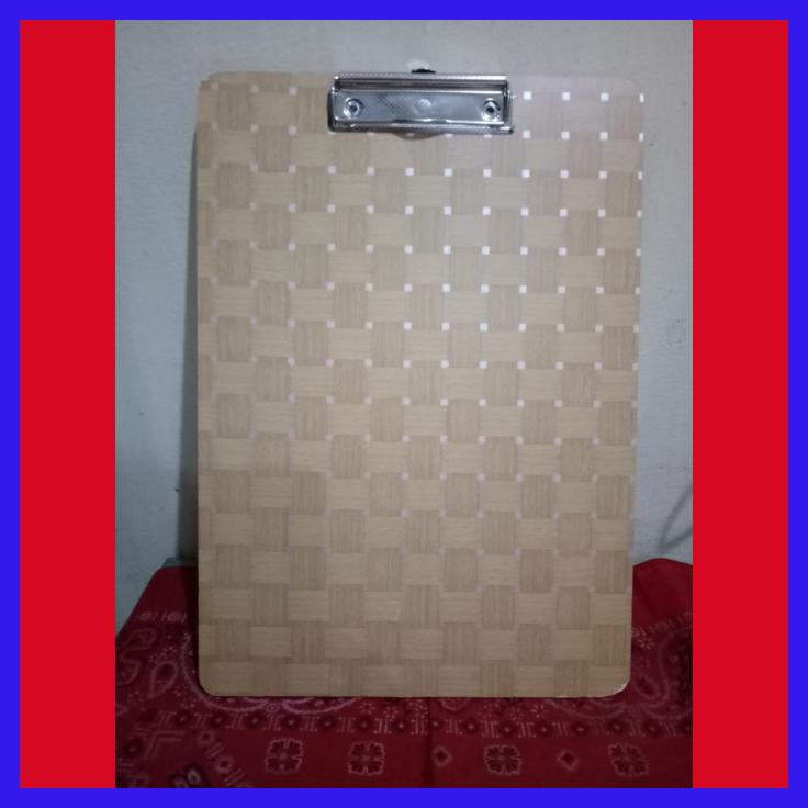 

CLIPBOARD KAYU MURAH PAPAN JALAN ALAS UJIAN