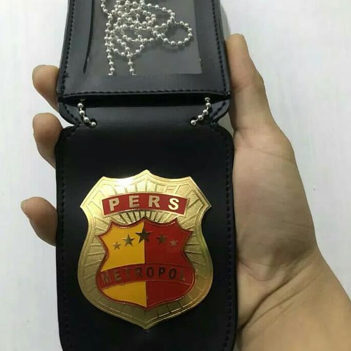 

Gaya Name Tag Id Card Dompet Kta Pers Metropol Premium Bergaransi