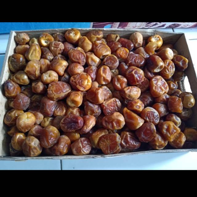 

Kurma sukkari